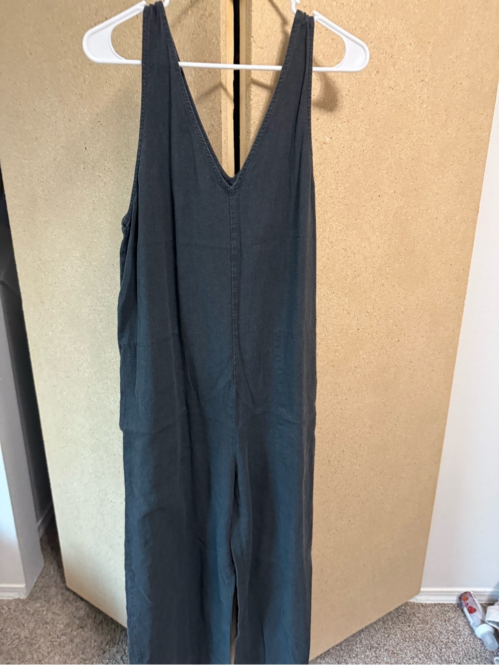 Universal Thread Black V-Neck Wide-Leg Jumpsuit
